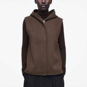 DOUBLE-FACED HYBRID HOODED VEST
