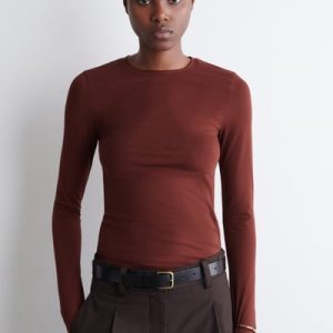 SLIM LIGHTWEIGHT LONG-SLEEVED TOP