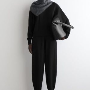 MERINO WOOL BARREL-LEG PANTS