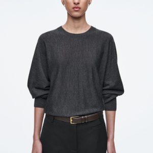 ROUNDED MERINO WOOL SWEATER