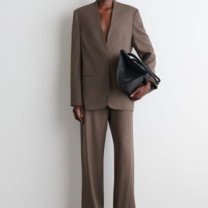 MINIMAL LEATHER SNEAKERS