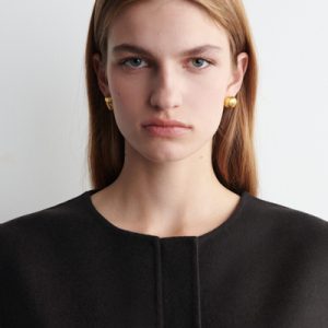 MISMATCHED MOLTEN STUD EARRINGS