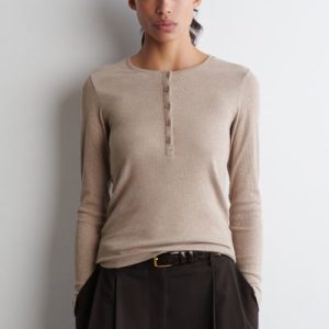 LONG-SLEEVED HENLEY TOP