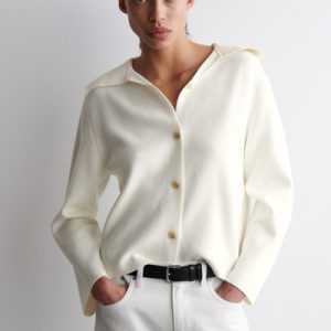 COLLARED KNITTED JACKET