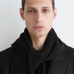 CASHMERE TRIANGLE SCARF