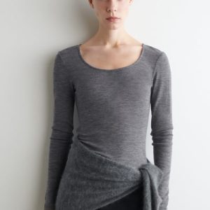 MERINO WOOL SCOOP-NECK TOP