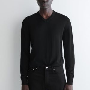 SLIM MERINO WOOL V-NECK SWEATER